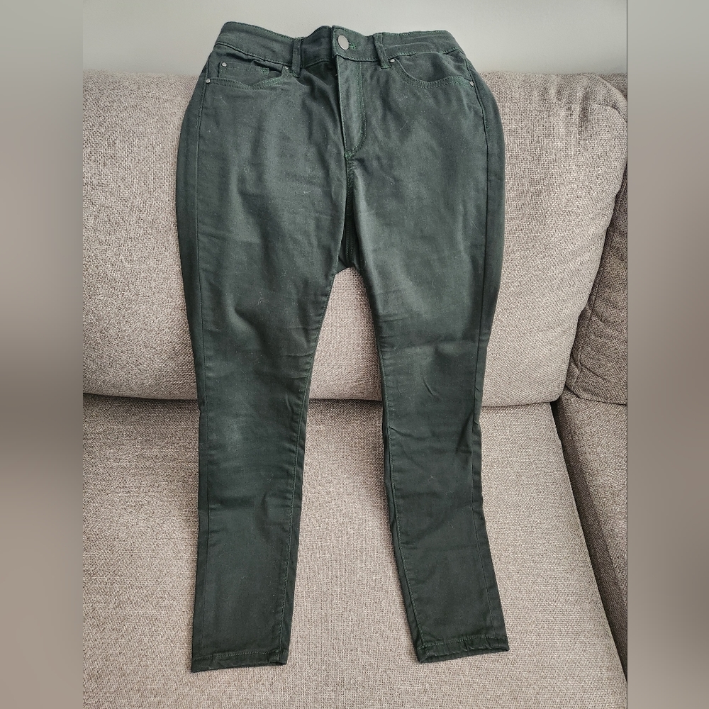 Hunter Green Pants